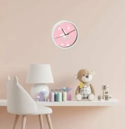 CreaDesign Kinder Wanduhr Laufruhig Personalisiert Mit Name Schmetterling Altrosa -Komar Verkäufe 20300423 05