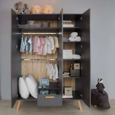 LOMADO® Babyzimmer Kleiderschrank MANISA-19 In Grau Mit Buche Massiv, B/H/T: Ca. 130/190/60 Cm 2 LOMADO® Babyzimmer Kleiderschrank MANISA-19 In Grau Mit Buche Massiv, B/H/T: Ca. 130/190/60 Cm – Bild 2