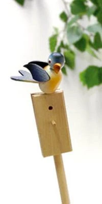 Frühlingsdekoration Singvogel Blaumeise Auf Stab