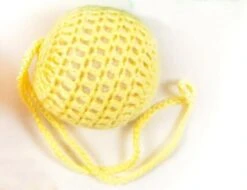 SINA®SPIELZEUG Babyspielzeug Weiches Babybällchen Violett