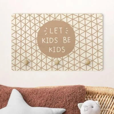 Bilderwelten Kindergarderobe Holz Spruch Let Kids Be Kids Mit Gitter Natur 2 Bilderwelten Kindergarderobe Holz Spruch Let Kids Be Kids Mit Gitter Natur – Bild 2