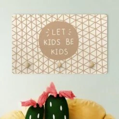 Bilderwelten Kindergarderobe Holz Spruch Let Kids Be Kids Mit Gitter Natur 8 Bilderwelten Kindergarderobe Holz Spruch Let Kids Be Kids Mit Gitter Natur -Komar Verkäufe 25420401 03