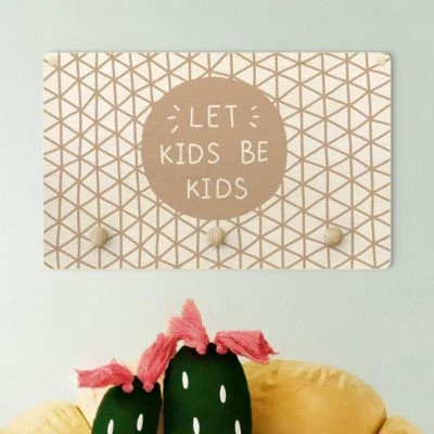 Bilderwelten Kindergarderobe Holz Spruch Let Kids Be Kids Mit Gitter Natur 3 Bilderwelten Kindergarderobe Holz Spruch Let Kids Be Kids Mit Gitter Natur – Bild 3