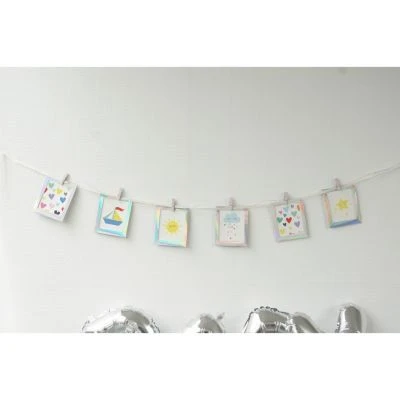 United Labels LITTLE ONES/MR Und MRS - Foto Girlande Mit LEDs, Klammern Und Goldfarbenen Rahmen Wandbilderrahmen 3 United Labels LITTLE ONES/MR Und MRS - Foto Girlande Mit LEDs, Klammern Und Goldfarbenen Rahmen Wandbilderrahmen – Bild 3